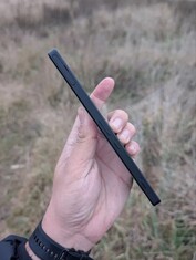 Prototyp smartfona Sony Xperia 5G. (Źródło zdjęcia: OLX)