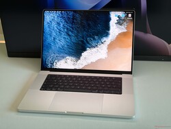 Ocena w recenzjach: 92,4% – Apple MacBook Pro 16 (2026, procesor M5 Max)