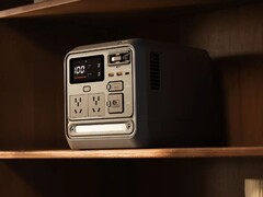 Stacja zasilająca DJI Power 1000 Mini (na zdjęciu) jest już dostępna w Chinach. (Źródło zdjęcia: DJI, edytowane)