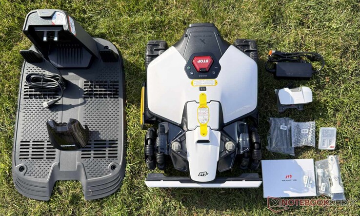 Zawartość zestawu Mammotion Luba mini 2 AWD