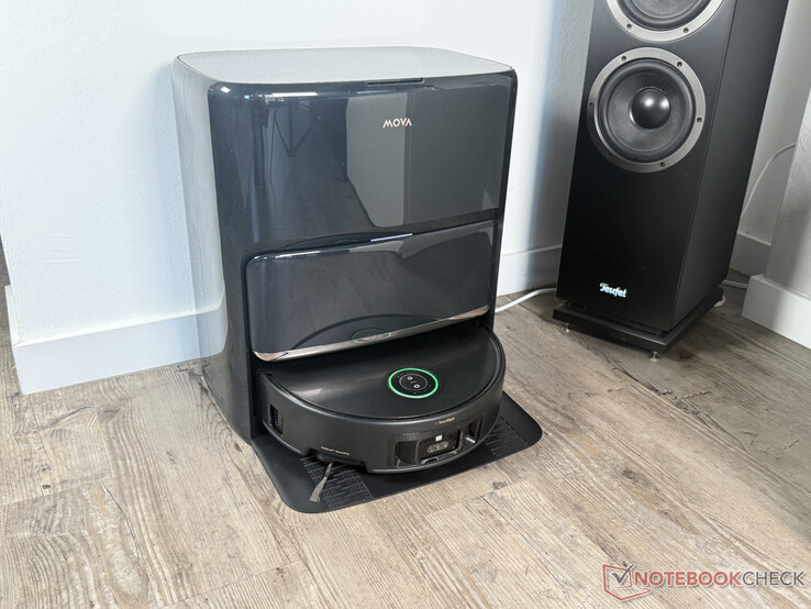 Mova Z60 Ultra Roller Complete podczas ładowania