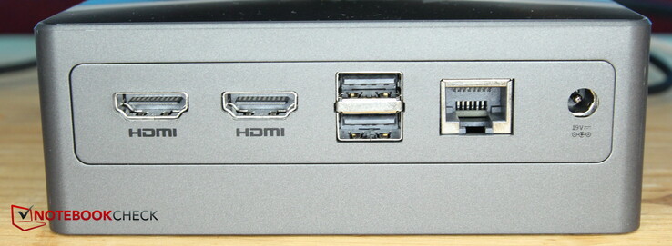 Tył: 2x HDMI, 2x USB 2.0, LAN, zasilanie