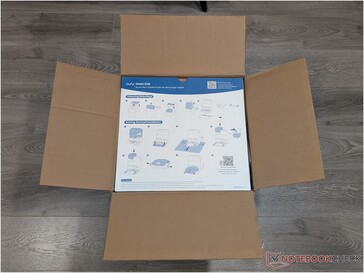 Pudełko detaliczne odkurzacza robota eufy Omni C28.