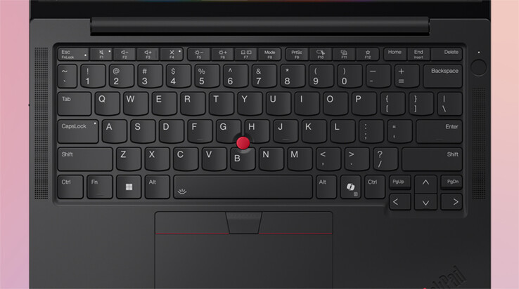 ThinkPad X13 Gen 7 AMD, pomimo swoich niewielkich rozmiarów, jest wyposażony we wszystkie kluczowe urządzenia wejściowe charakterystyczne dla serii ThinkPad.