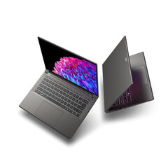 System chłodzenia Acer Swift X 14 składa się z pojedynczego wentylatora wspomaganego przez dwie miedziane rurki cieplne i nowatorski wlot powietrza na klawiaturze. (Źródło: Acer)