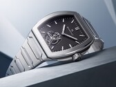 Kątowy widok Bianchet B 1.618 UltraFino podkreślający latający tourbillon i teksturowaną tarczę (źródło zdjęcia: oficjalna strona internetowa Bianchet)