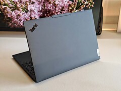 Lenovo ThinkPad T16 Gen 4 AMD (źródło obrazu: Notebookcheck)