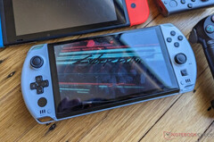 GPD Win 4 po flashowaniu swojego nowego firmware'u IC powinien pracować płynnie z częstotliwością 60 Hz. (Źródło obrazu: NotebookCheck)