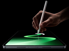 Tablet Pad 9 zapewnia pełną obsługę rysika i klawiatury. Na zdjęciu: tablet z rysikiem Focus Stylus Pro 12.