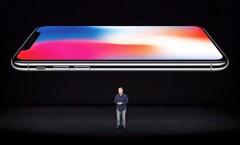 IPhone 19 Pro ma otrzymać najbardziej znaczące przeprojektowanie od czasu iPhone&#039;a X. (Źródło obrazu: Apple)