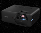 Laserowy projektor symulacyjny BenQ LK830ST (na zdjęciu) jest już dostępny. (Źródło zdjęcia: BenQ, edytowane)