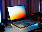Asus ROG Strix Scar 18 ma gigantyczny wyświetlacz mini-LED 240 Hz (źródło obrazu: Notebookcheck)