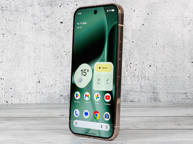 Google Pixel 10 Pro. (Źródło zdjęcia: Daniel Schmidt)