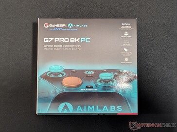 Opakowanie detaliczne kontrolera GameSir G7 Pro Aimlabs Edition.
