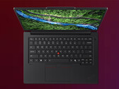 ThinkPad P14s i G7 posiada 14,5-calowy wyświetlacz.