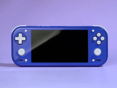 Model RG 55G1 charakteryzuje się konstrukcją przypominającą konsolę Switch Lite. Na zdjęciu: przenośna konsola do gier w kolorze indygo.