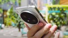 Szczegółowy teardown wideo pokazuje wewnętrzne elementy Vivo X200 Ultra (źródło obrazu: Wekihome)