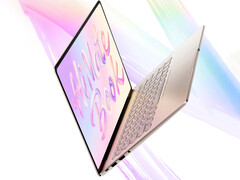MateBook 14 Core Edition 2026 jest wyposażony w procesor Intel Core Ultra 5 325. Na zdjęciu: render promocyjny przedstawiający smukłą konstrukcję laptopa.