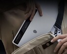 RedMagic Gaming Tablet 3 Pro to kompaktowy tablet z ekranem OLED. (Źródło obrazu: RedMagic)