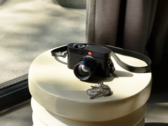 Leica M EV1 (na zdjęciu) jest wyposażona w firmowy procesor obrazu Maestro III, 64 GB pamięci wewnętrznej i obsługę kart SD UHS-II. (Źródło zdjęcia: Leica)