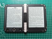 Dwuekranowy e-czytnik DIY (źródło obrazu: wątek spacerower na Reddit)