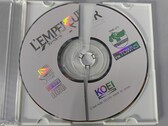 Płyta CD, która uległa uszkodzeniu podczas delikatnego czyszczenia i polerowania.