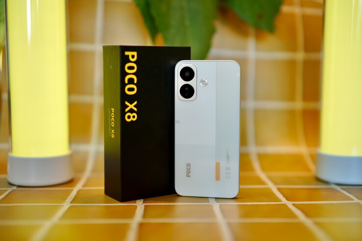Recenzja Xiaomi Poco X8. Egzemplarz do recenzji udostępniło Xiaomi Deutschland.