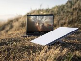 Starlink Mini wciąż ma przed sobą długą drogę, zanim zbliży się do przystępności cenowej standardowej anteny (źródło zdjęcia: SpaceX)