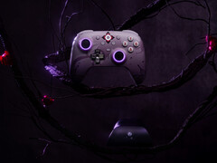 Honkai: Star Rail - Evernight Edition ma jaśniejsze fioletowe wykończenie niż zwykły 8BitDo Ultimate 2. (Źródło obrazu: 8BitDo)
