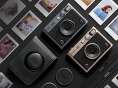 Model Instax Mini Evo został ponownie wprowadzony na rynek z okazji 90. rocznicy powstania firmy Fujifilm. (Źródło zdjęcia: Fujifilm)