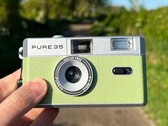 Model Pure35 jest dostępny w kolorze zielonym, fioletowym i czarnym.