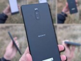 Prototyp Sony Xperia na sprzedaż posiada podwójny aparat i konfigurację pamięci 6 GB/128 GB. (Źródło obrazu: OLX - edytowane)