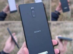 Prototyp Sony Xperia na sprzedaż posiada podwójny aparat i konfigurację pamięci 6 GB/128 GB. (Źródło obrazu: OLX - edytowane)