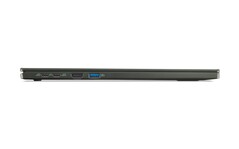 Acer Swift Edge 16 - po lewej - porty. (Źródło obrazu: Acer)