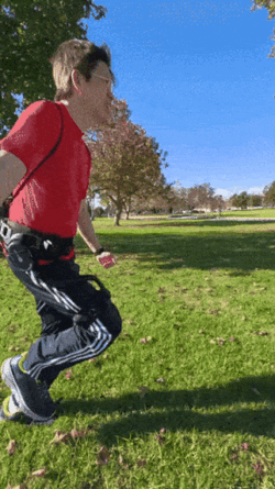 Japoński styl biegania Nanba zwiększa wspomaganie X1. (Źródło zdjęcia: Notebookcheck)