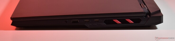 po prawej: 3,5 mm audio, USB A 3.2 Gen 1, 2x Thunderbolt 4