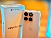 Motorola Edge 70 Plus jest w rzeczywistości tańsza i nieco okrojona w porównaniu z Edge 70.