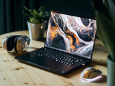 Recenzja laptopa Razer Blade 16 (2024): Teraz z superszybkim Samsung OLED
