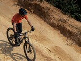 Wersja oprogramowania 9.55.3.2 jest już dostępna dla Amazfit T-Rex 2. (Źródło obrazu: Amazfit)