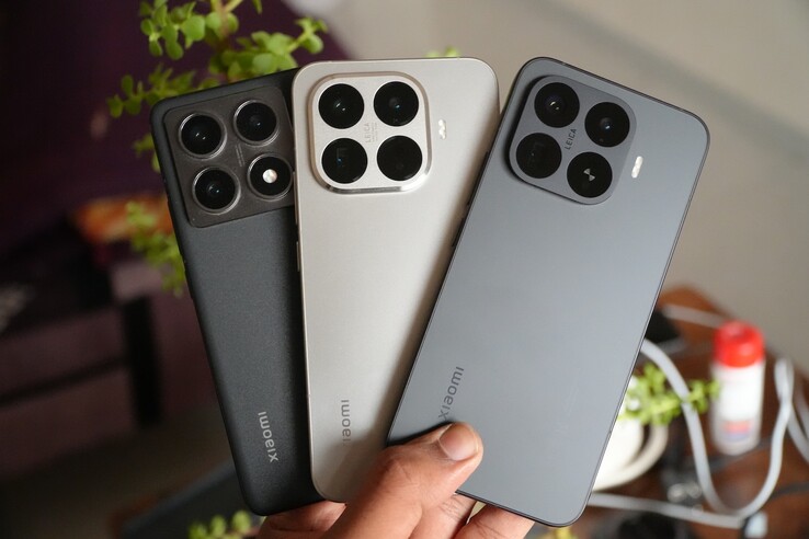 Xiaomi 14T Pro, Xiaomi 15T Pro i Xiaomi 17T Pro (od lewej do prawej)