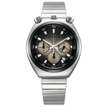 Widok z przodu zegarka Citizen Tsuno Chronograph AN3714-50H z szarą tarczą z gradientowym przejściem.