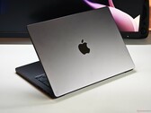 MacBook Pro nowej generacji może być sprzedawany jako MacBook Ultra.