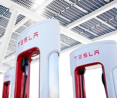 Superchargers Tesli (źródło obrazu: Tesla)