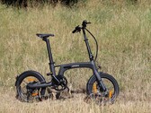 Recenzja Carbon Fold 2: Kompaktowy, zwrotny i łatwy do przenoszenia