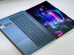Lenovo Yoga Slim 7 14 G10. (Źródło zdjęcia: Notebookcheck)