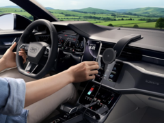 Bezprzewodowa ładowarka samochodowa Nano firmy Anker (na zdjęciu) została wprowadzona na całym świecie. (Źródło zdjęcia: Anker)