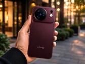 W tym roku firma Vivo przekształca standardowy model X500 w flagowy aparat klasy profesjonalnej.