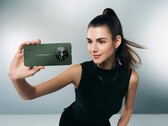 Realme 12 ma nowoczesny design z okrągłym modułem kamery. (Zdjęcie: Realme)