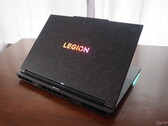 Ekstrawagancki nie tylko pod względem sprzętowym: Lenovo Legion 9 18. (Źródło obrazu: Notebookcheck)