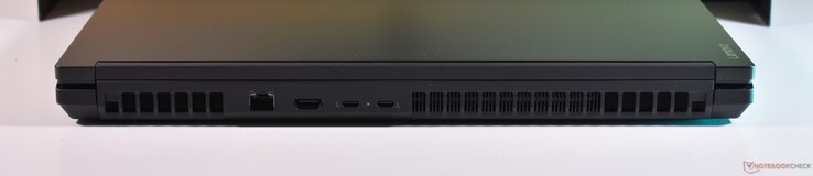 tył: 2,5GBit-RJ45, HDMI, 2x Thunderbolt 5